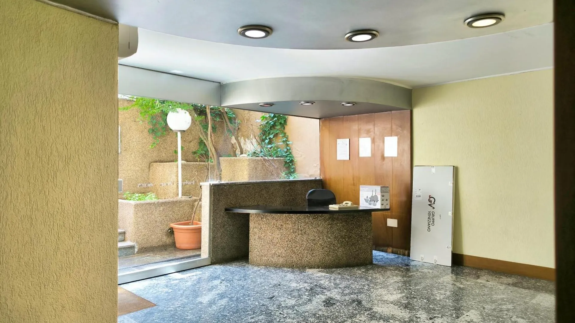 شقة Joivy Lovely Studios Near Citylife ميلان
