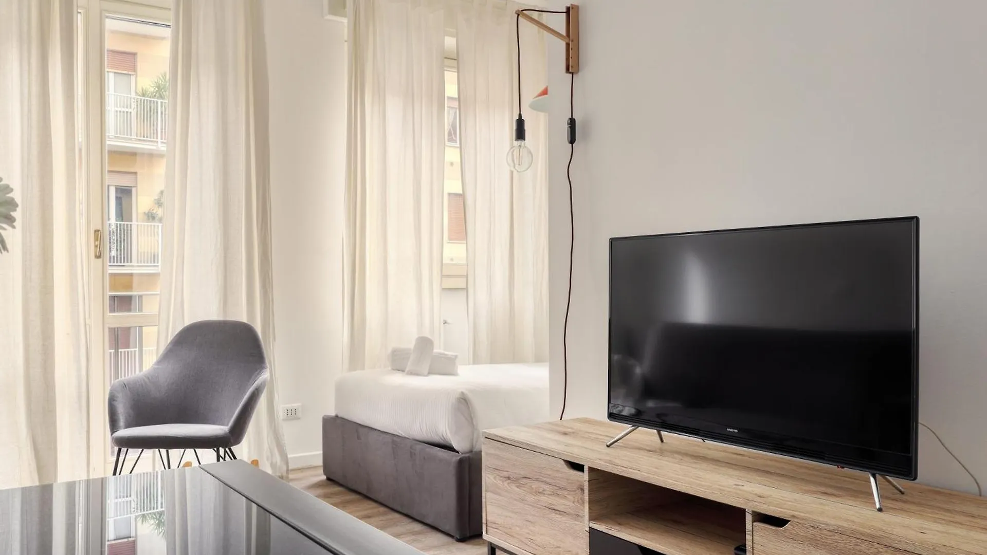 Joivy Lovely Studios Near Citylife ميلان شقة
